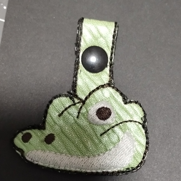 Key Chains / Tags - Picture 3 of 16